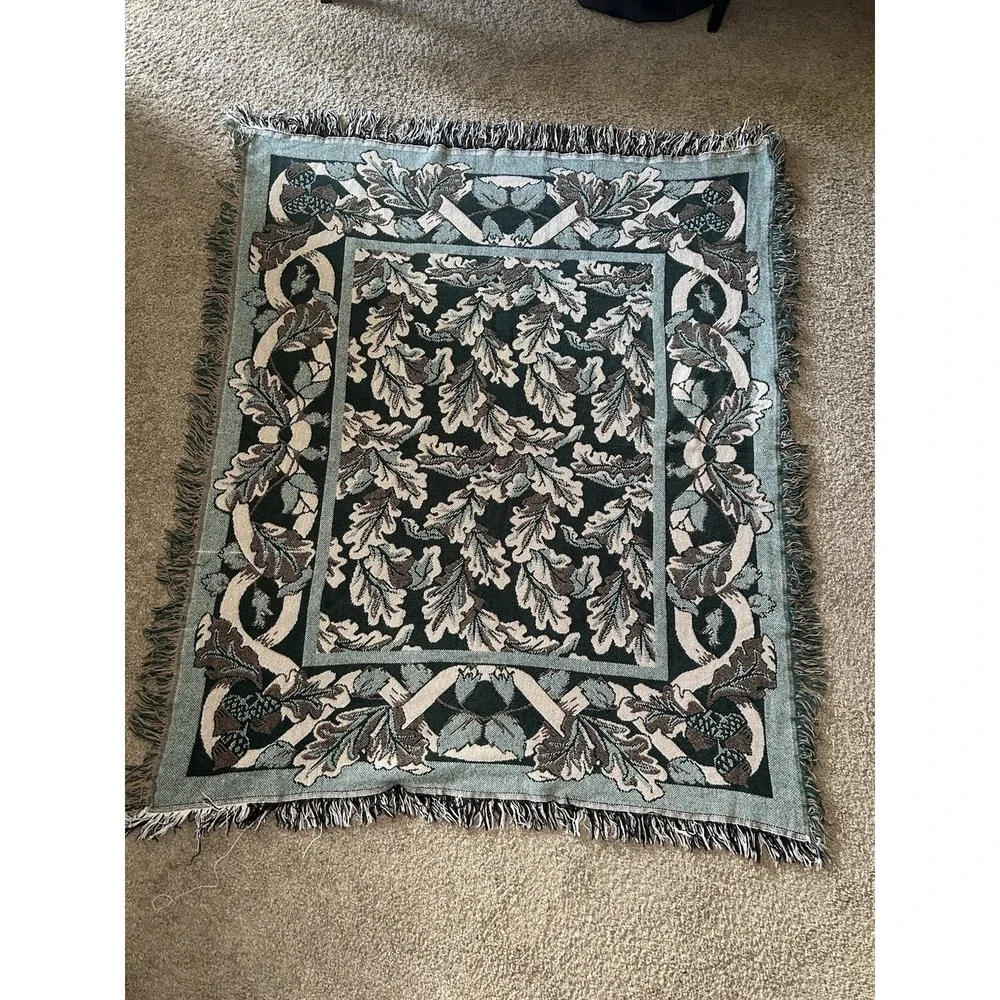 Vintage Crown Crafts Oak Leaves Acorn Green Tapestry Throw Blanket